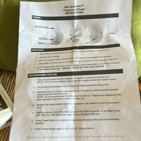 Sparoom Mini Scentifier and Holistic Essential Oils - NIB NWT - Picture 4 of 11